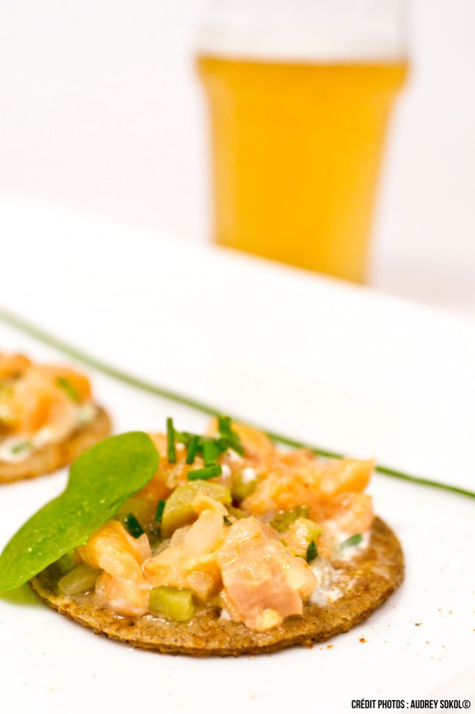 tartare de saumon biere et blinis blé noir
