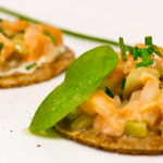 tartare de saumon biere et blinis blé noir