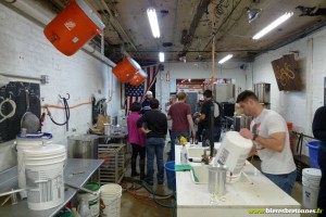 Discussion autour du partage d’une bière 2